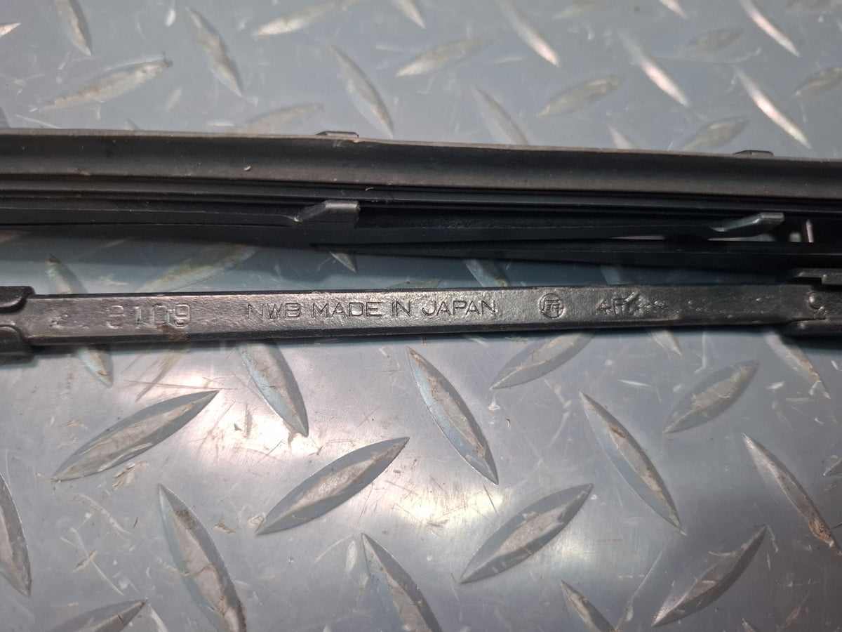 84-86 Toyota Cressida MX73 Set of 2 Front Left & Right Wiper Arm OEM