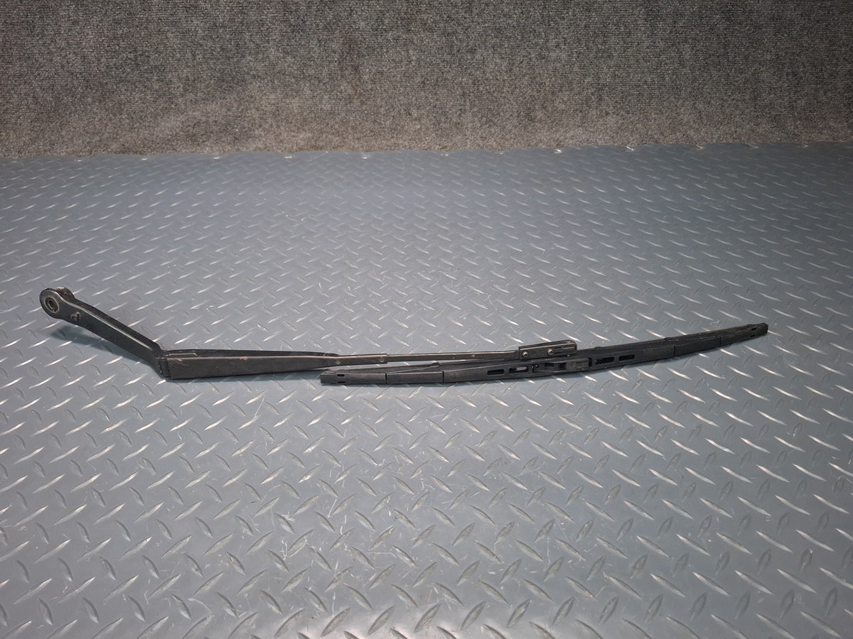 84-86 Toyota Cressida MX73 Set of 2 Front Left & Right Wiper Arm OEM