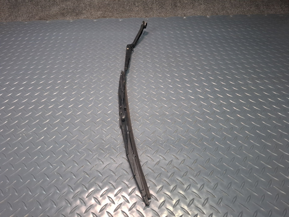 84-86 Toyota Cressida MX73 Set of 2 Front Left & Right Wiper Arm OEM