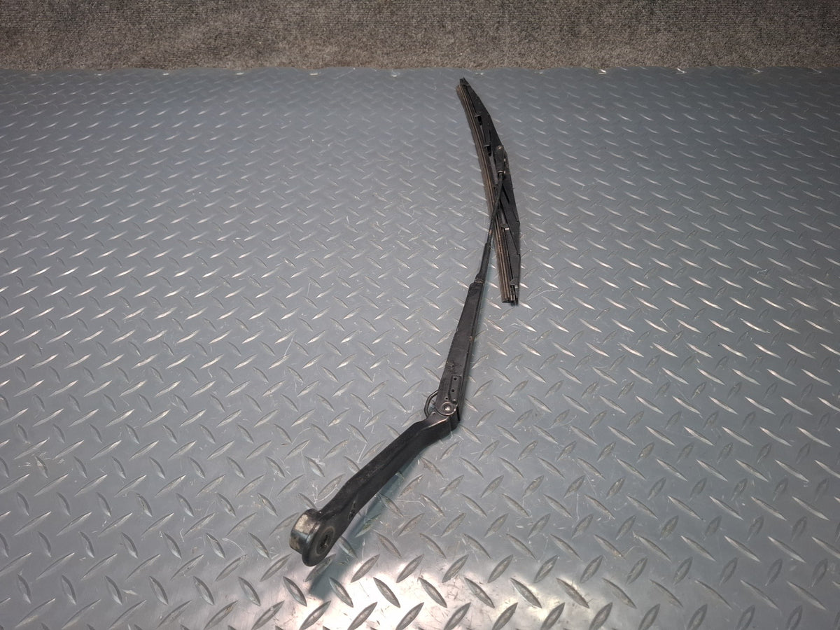 84-86 Toyota Cressida MX73 Set of 2 Front Left & Right Wiper Arm OEM