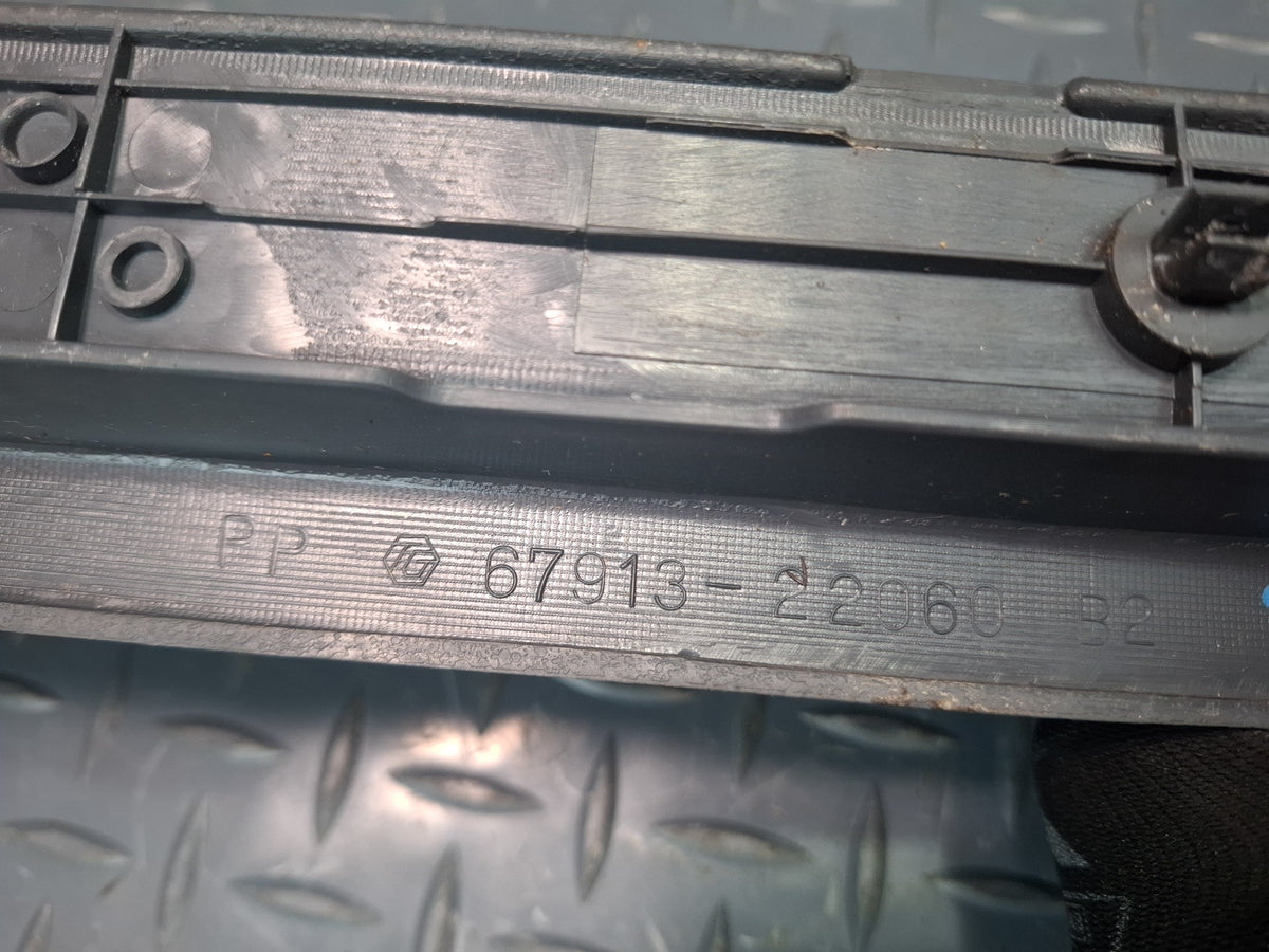 84-88 Toyota Cressida MX73 Sedan Front & Rear Door Scuff Sill Plate Trim Set OEM
