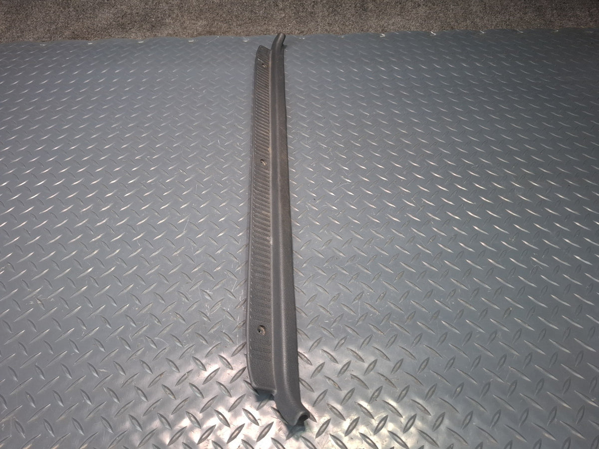 84-88 Toyota Cressida MX73 Sedan Front & Rear Door Scuff Sill Plate Trim Set OEM