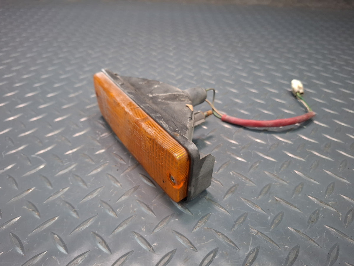 84-88 Toyota Cressida MX73 Front Right Bumper Turn Light Lamp OEM