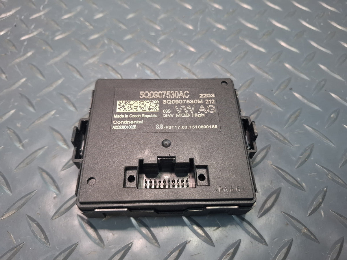 2015 Audi S3 8VS Gateway Control Module Unit 5Q0907530AC OEM