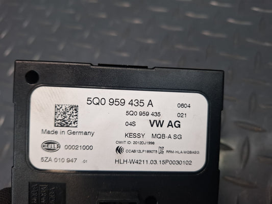 15-20 Audi S3 8VS Sedan Keyless Entry Kessy Control Module 5Q0959435A OEM