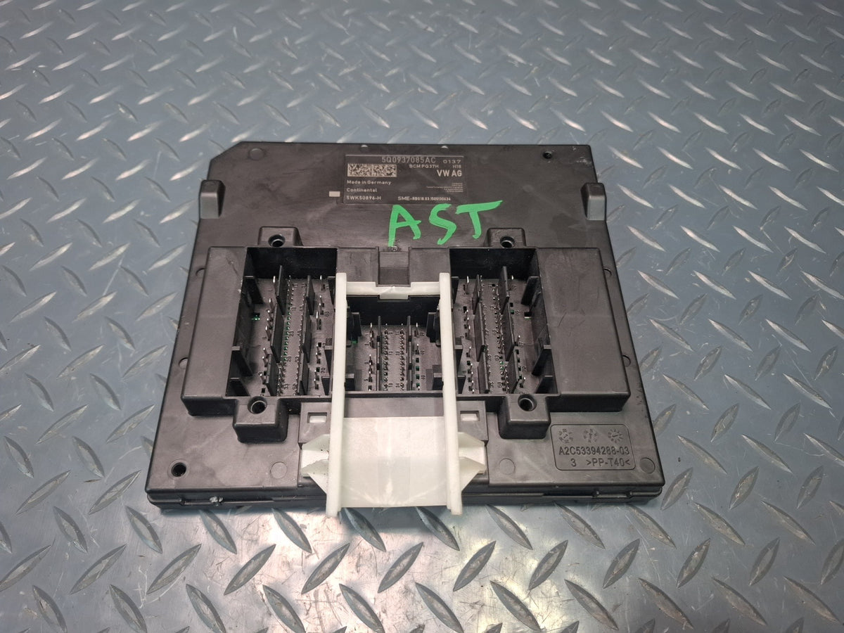 15-18 Audi S3 8VS BCM Body Control Module Unit 5Q0937085AC OEM