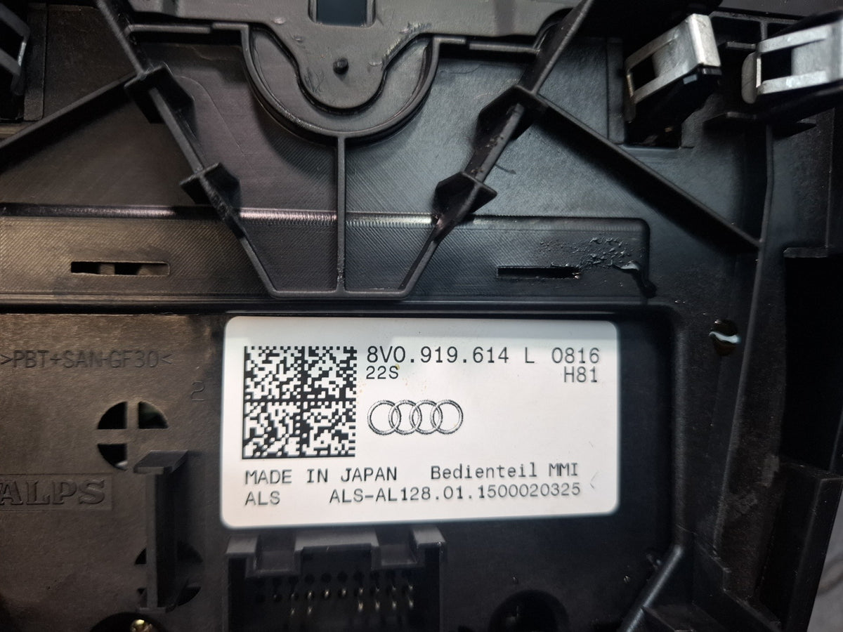 15-16 Audi A3 S3 8VS Sedan A/T Center Console Cover Media Switch Panel Assy OEM