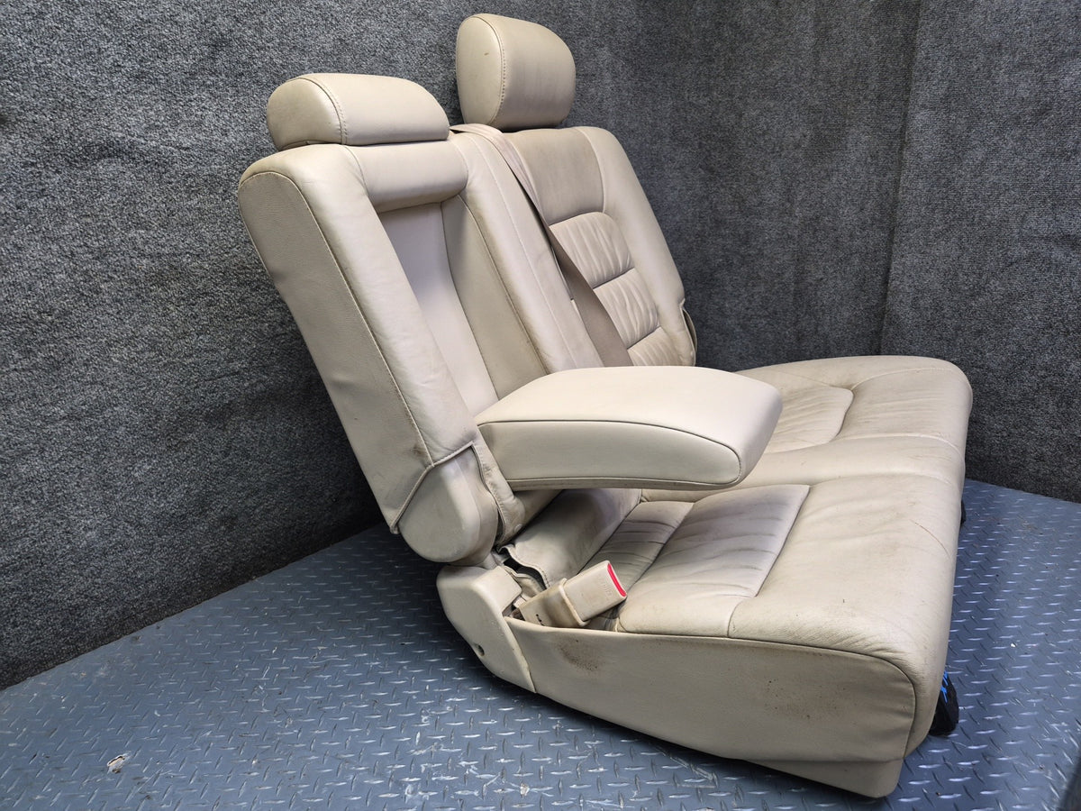 2004-2005 Lexus UZJ100L LX470 Rear Second 2ND ROW Left & Right Leather Seat Set