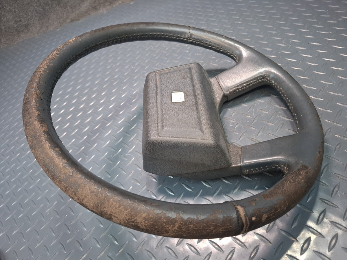 85-86 Toyota Cressida MX73 Leather Steering w Horn Pad Gray Damaged