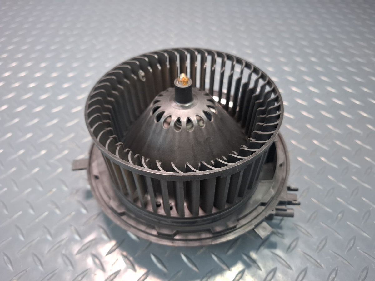 15-20 Audi S3 8VS Hvac A/C Heater Blower Motor Fan w Resistor 5Q1819021B OEM