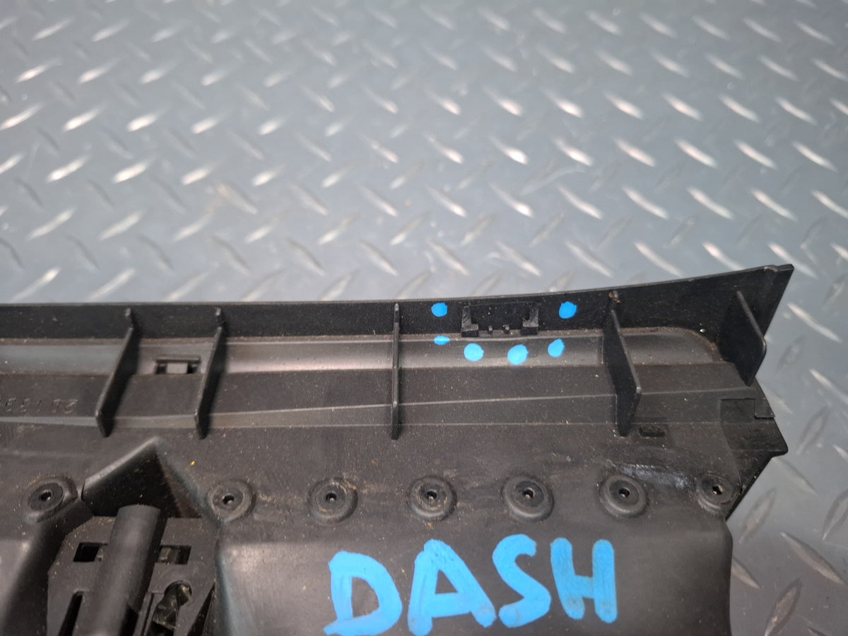 1994-1997 BMW E31 840Ci Dash Front Center A/C Air Vent Grille Defected