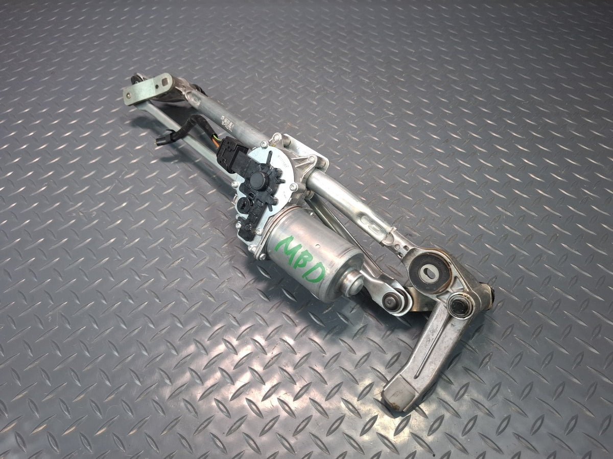 2008-2011 BMW E90 M3 Windshield Wiper Transmission Linkage w Motor