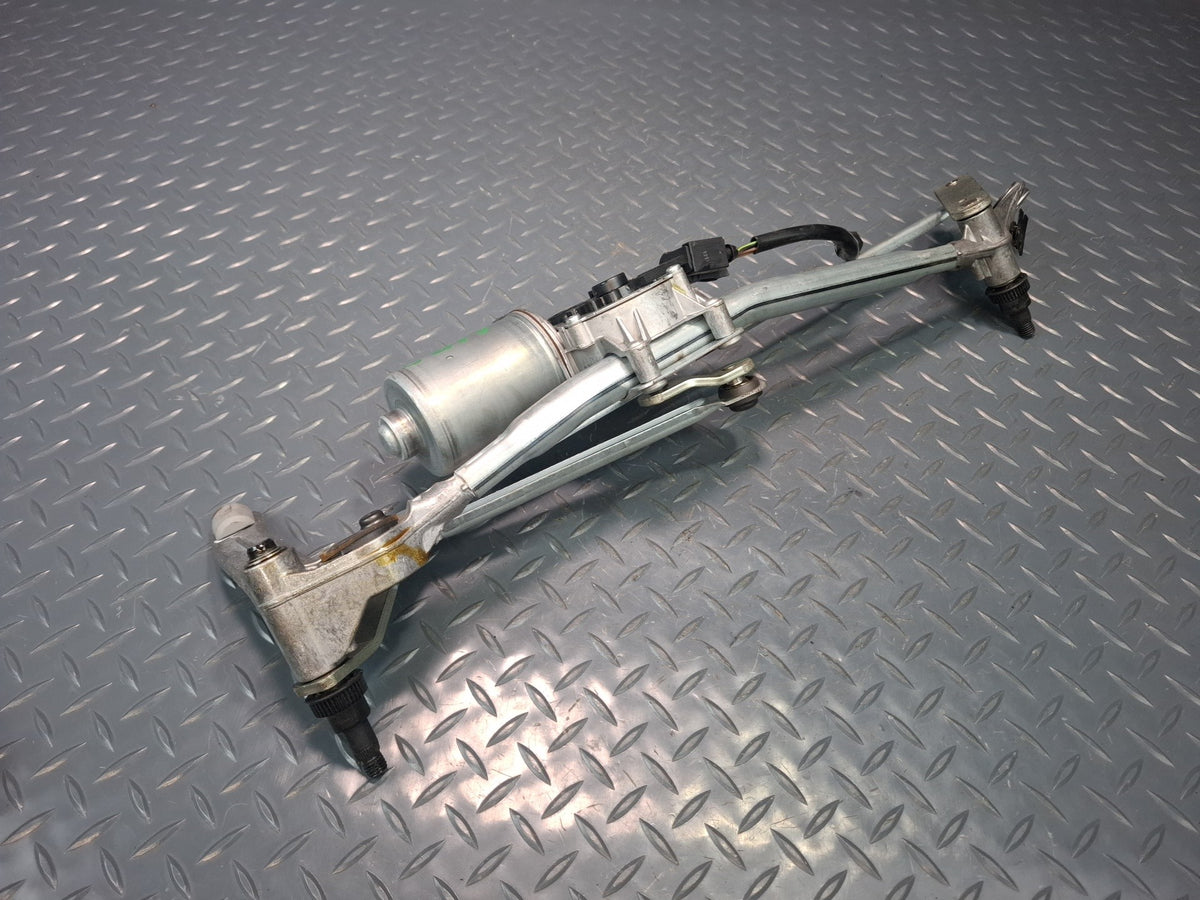 2008-2011 BMW E90 M3 Windshield Wiper Transmission Linkage w Motor