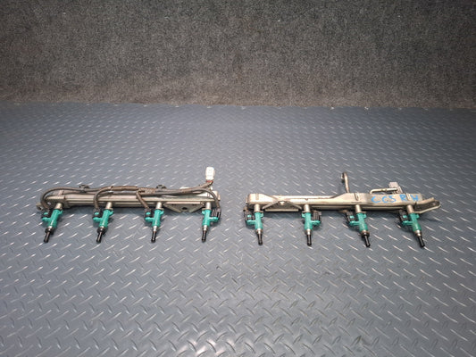 10-12 Lexus UVF46L LS600h 2URFSE Set of 2 Left & Right Fuel Rail w Injectors OEM