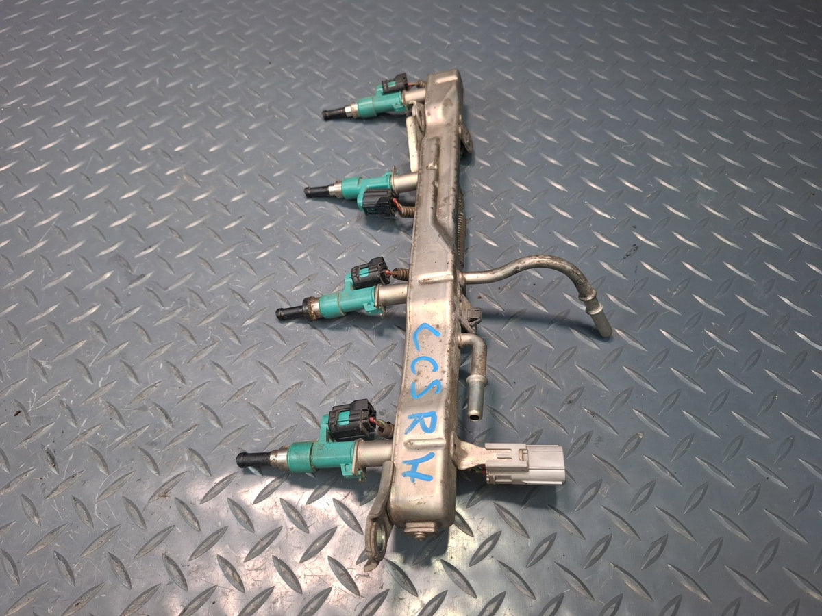 10-12 Lexus UVF46L LS600h 2URFSE Set of 2 Left & Right Fuel Rail w Injectors OEM