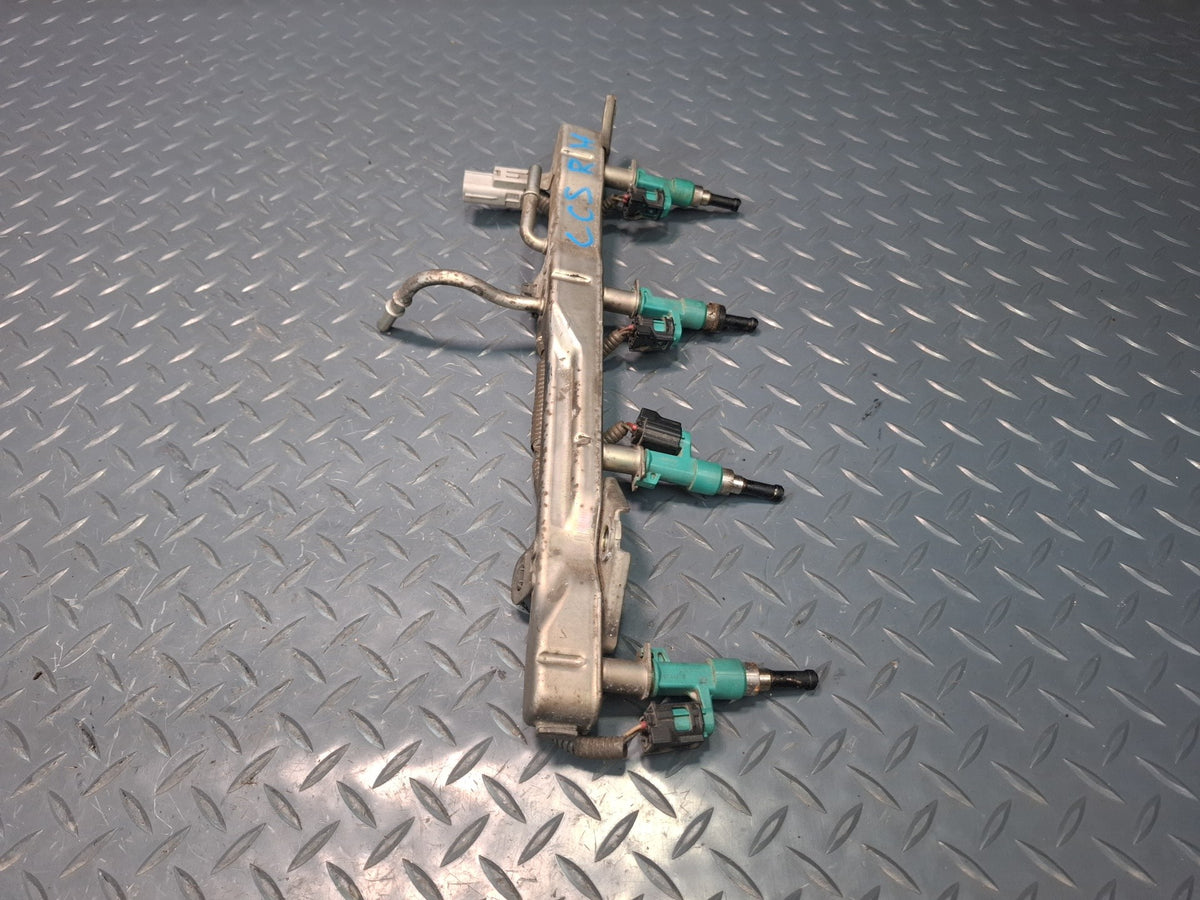 10-12 Lexus UVF46L LS600h 2URFSE Set of 2 Left & Right Fuel Rail w Injectors OEM