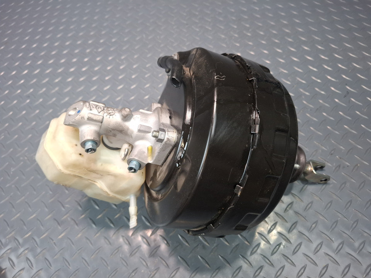 2008-2011 BMW E90 E92 E93 M3 Brake Master Cylinder Booster Fluid Reservoir