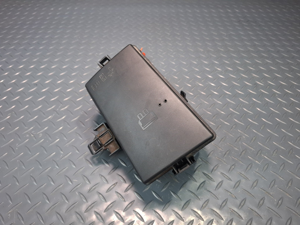 17-20 Audi S3 8VS Engine Bay Fuse Relay Box 5Q0907361C OEM