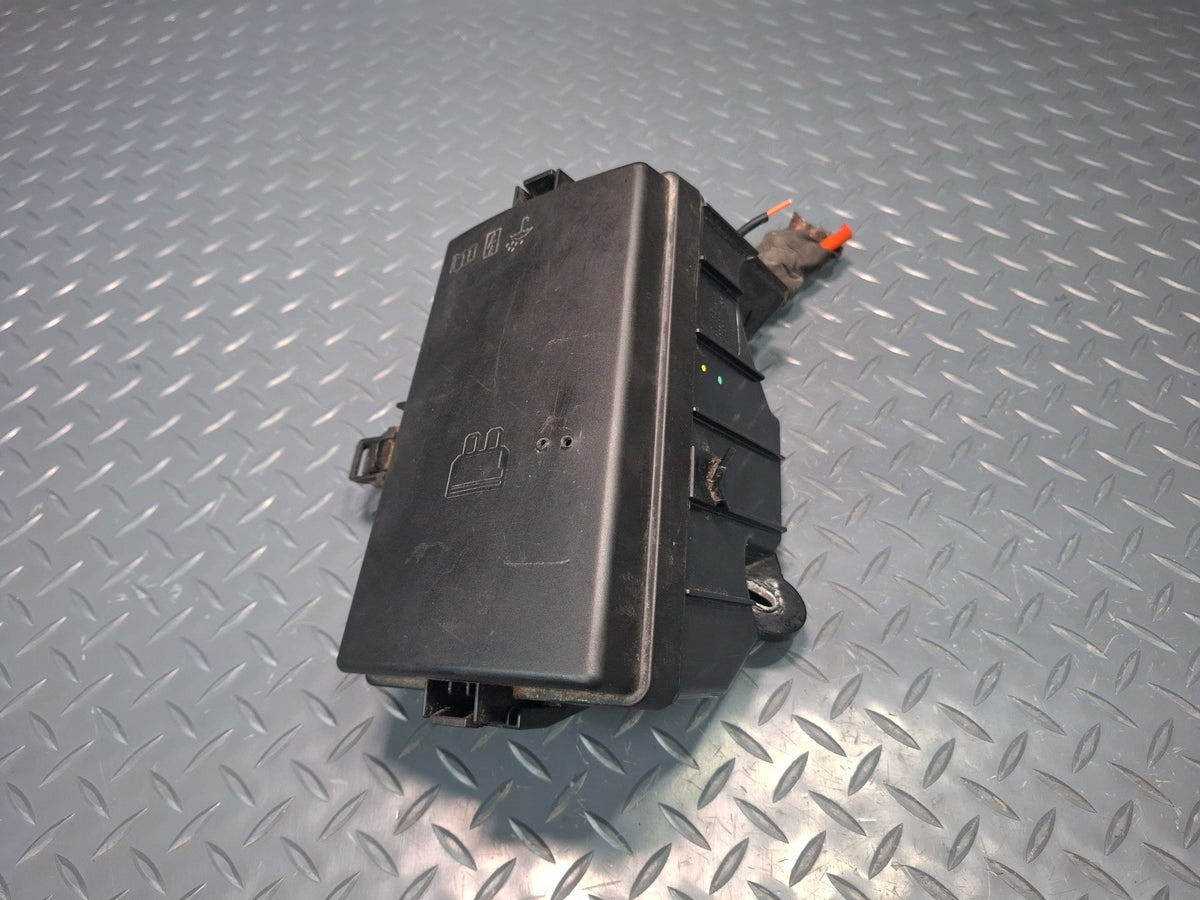 17-20 Audi S3 8VS Engine Bay Fuse Relay Box 5Q0907361C OEM