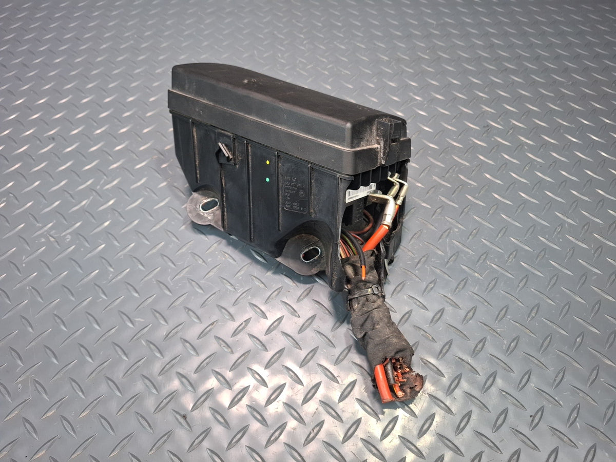 17-20 Audi S3 8VS Engine Bay Fuse Relay Box 5Q0907361C OEM