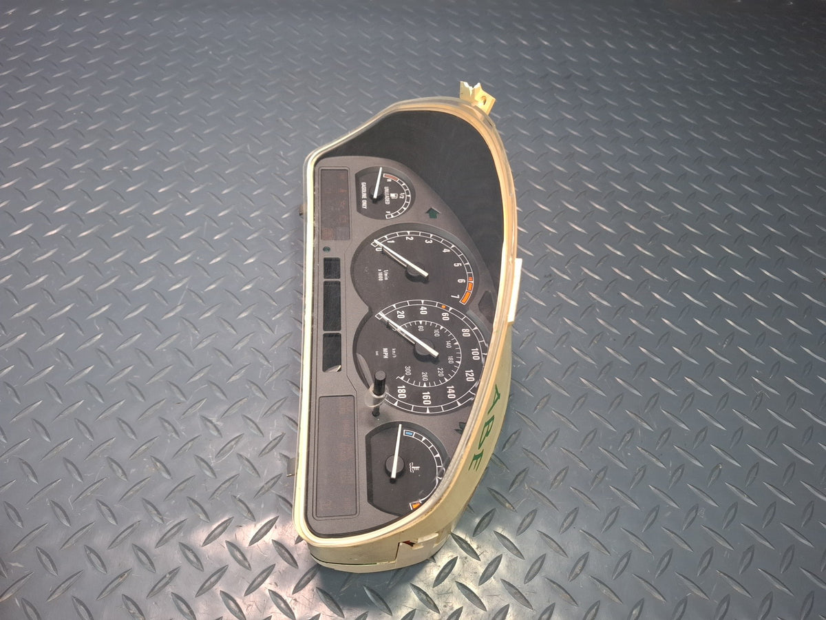 1994-1997 BMW E31 840Ci M62 Instrument Cluster Gauge Speedometer 8354451 Damaged