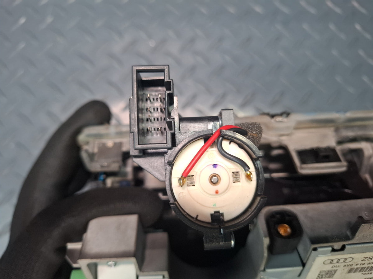 15-16 Audi A3 S3 8VS Dash Center Multimedia Navigation Information Display OEM