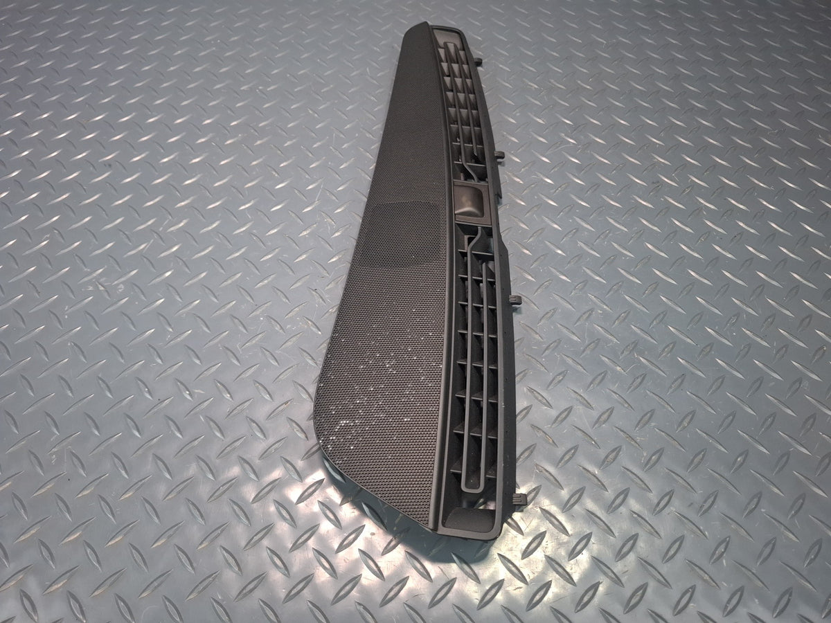 15-16 Audi A3 S3 8VS Dash Front Upper Center Trim Speaker Grille OEM