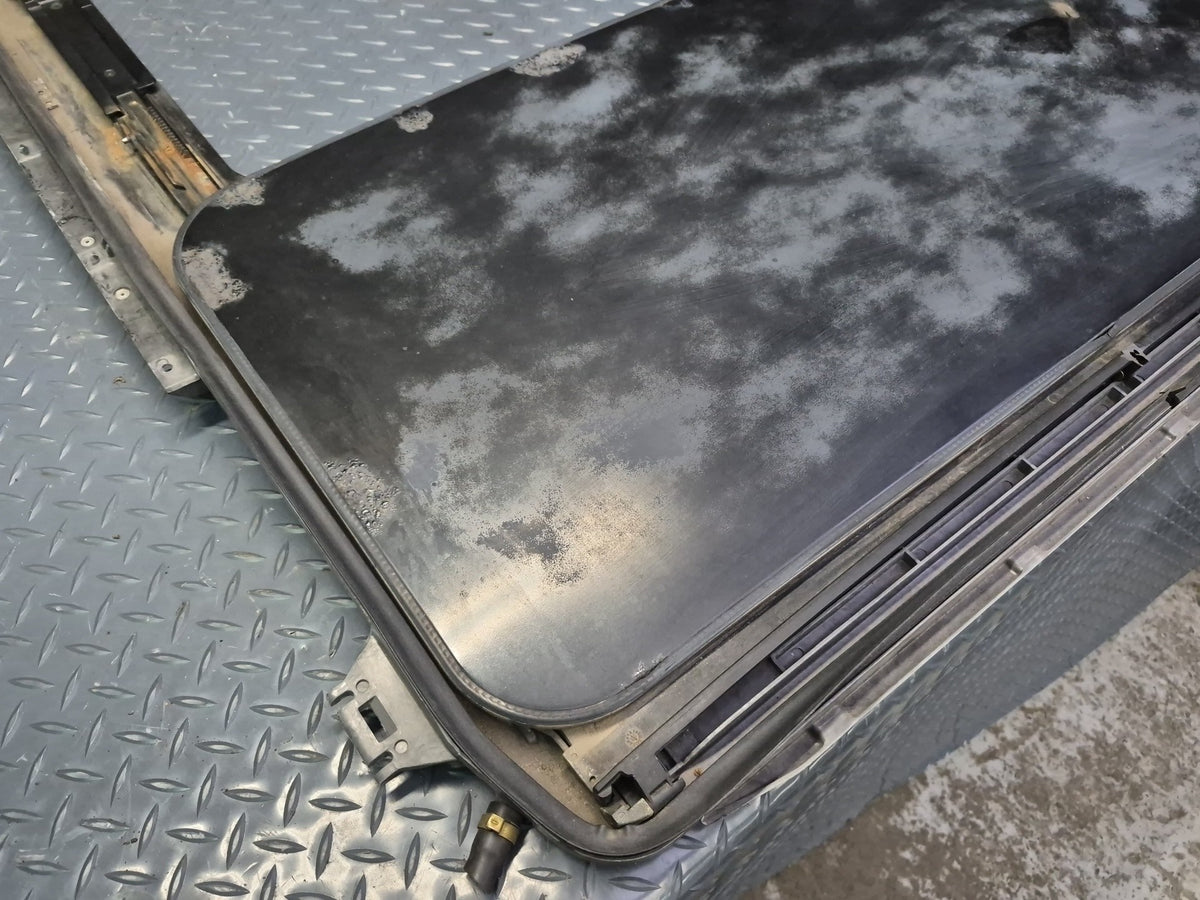 1994-1997 BMW E31 840Ci Sunroof Panel Frame Assembly