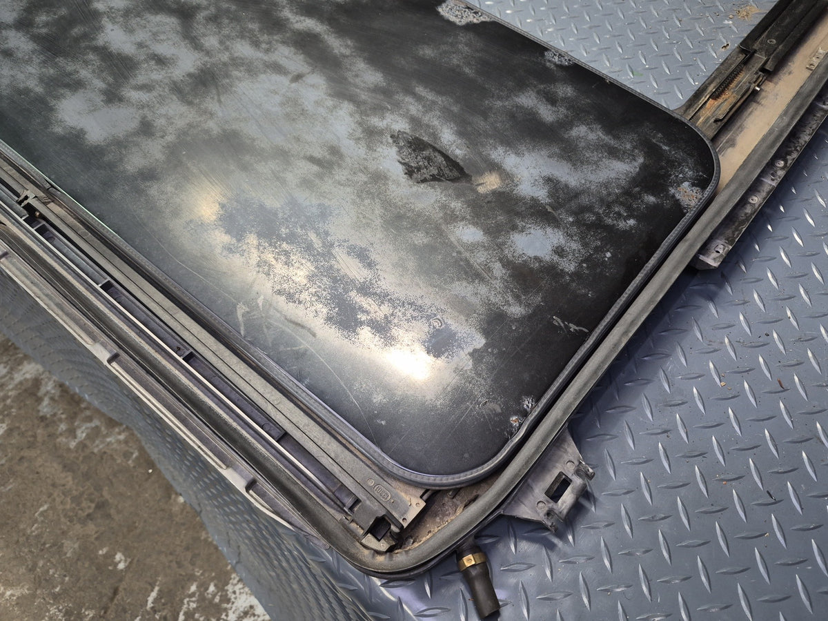 1994-1997 BMW E31 840Ci Sunroof Panel Frame Assembly