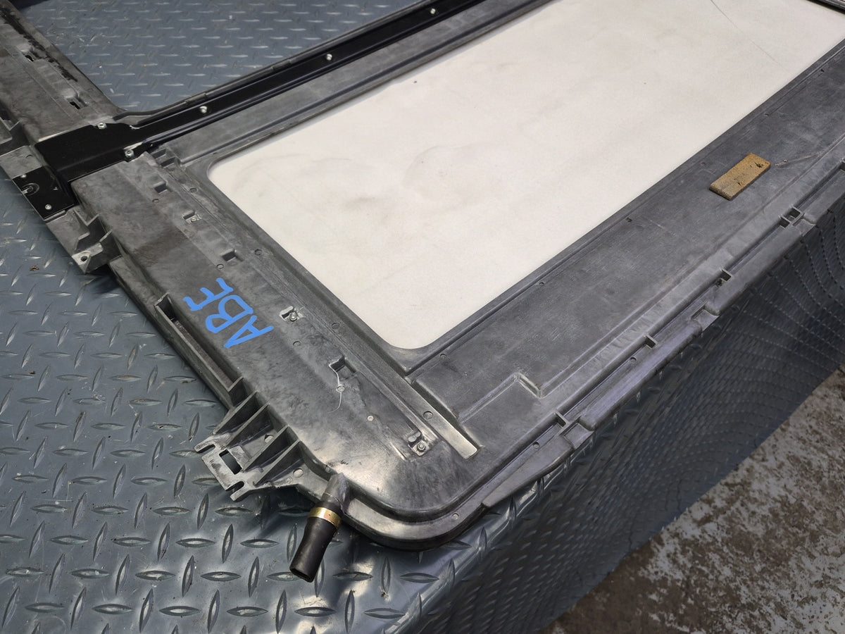1994-1997 BMW E31 840Ci Sunroof Panel Frame Assembly