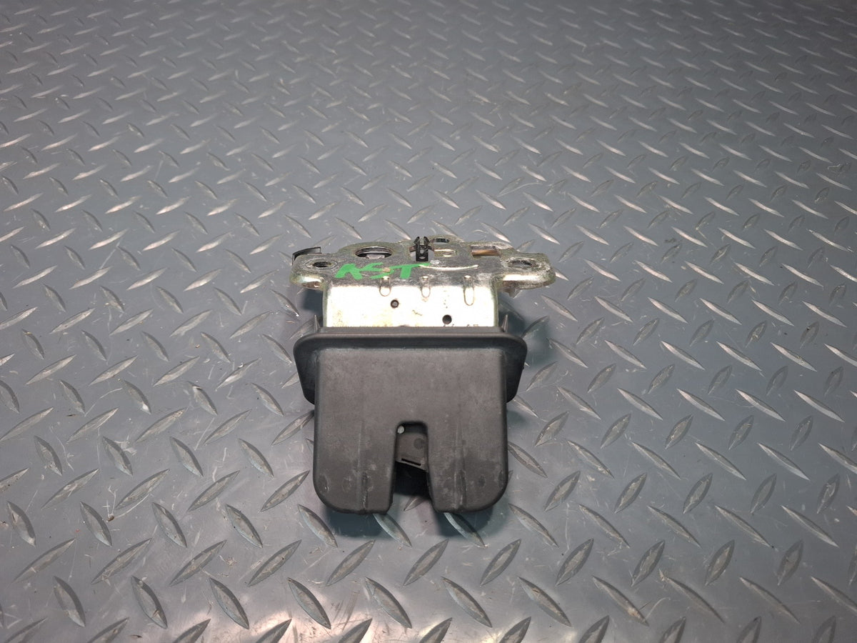 15-20 Audi S3 8VS Rear Tailgate Trunk Lock Latch Actuator 4H0827505A OEM