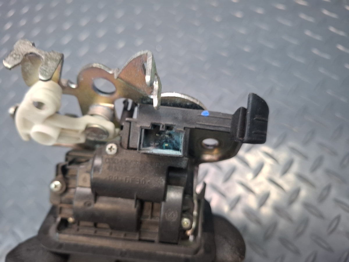 15-20 Audi S3 8VS Rear Tailgate Trunk Lock Latch Actuator 4H0827505A OEM