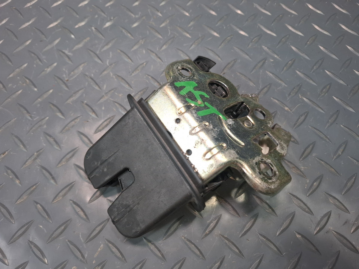 15-20 Audi S3 8VS Rear Tailgate Trunk Lock Latch Actuator 4H0827505A OEM