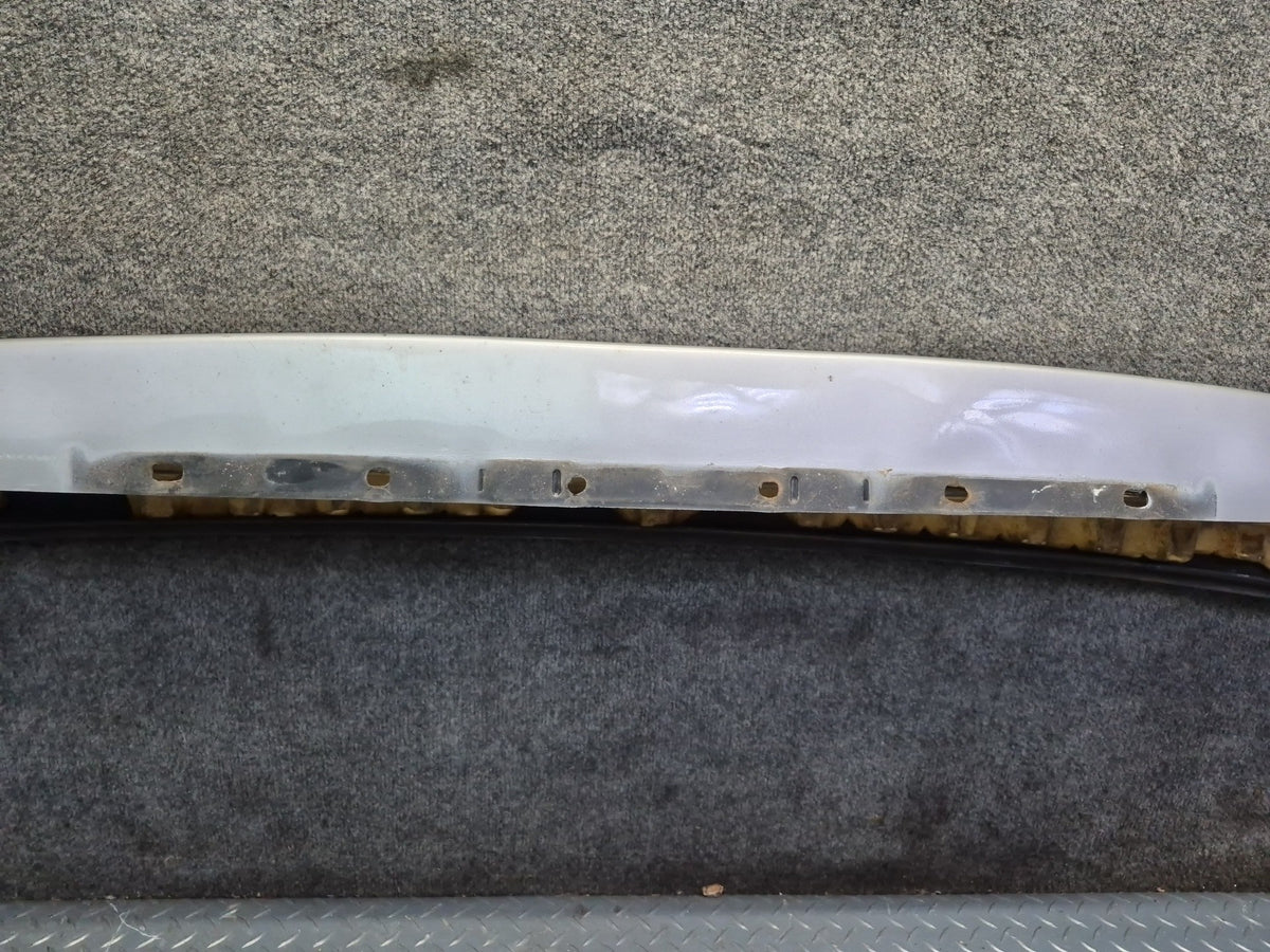 84-88 Toyota Cressida MX73 Sedan Front Bumper Cover w Hardware Set Silver OEM