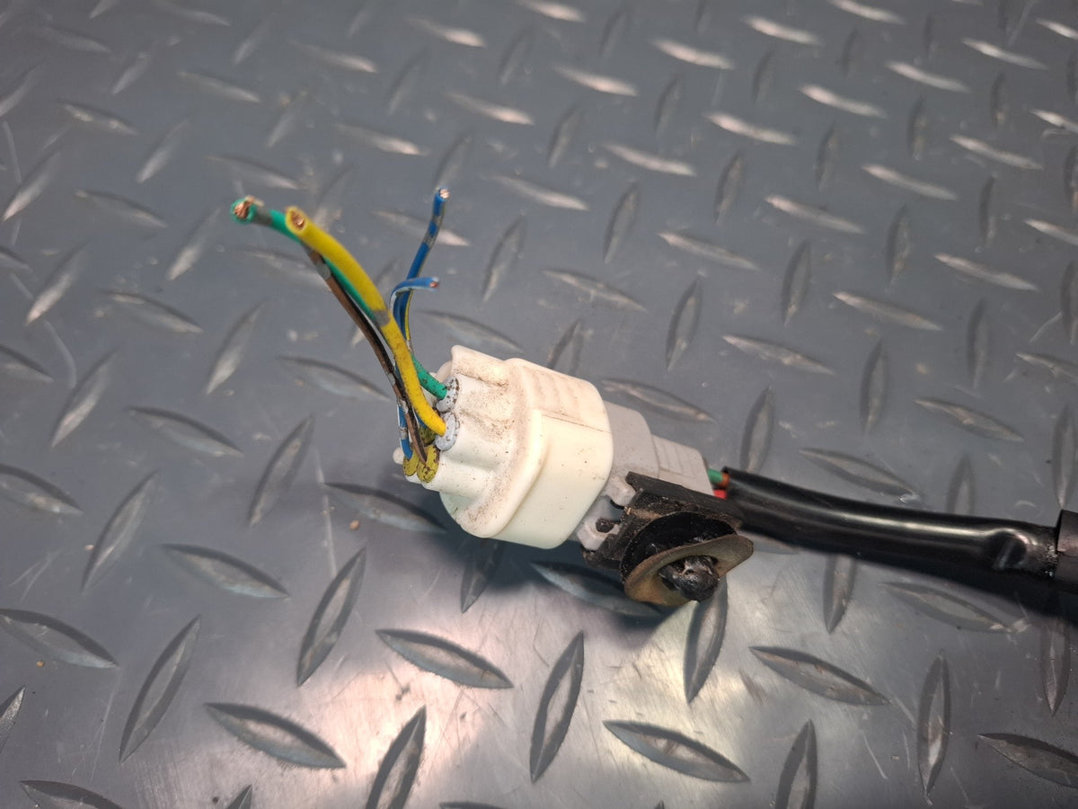 1998-2007 Lexus UZJ100L LX470 Rear Left Door Window Regulator W/ Motor