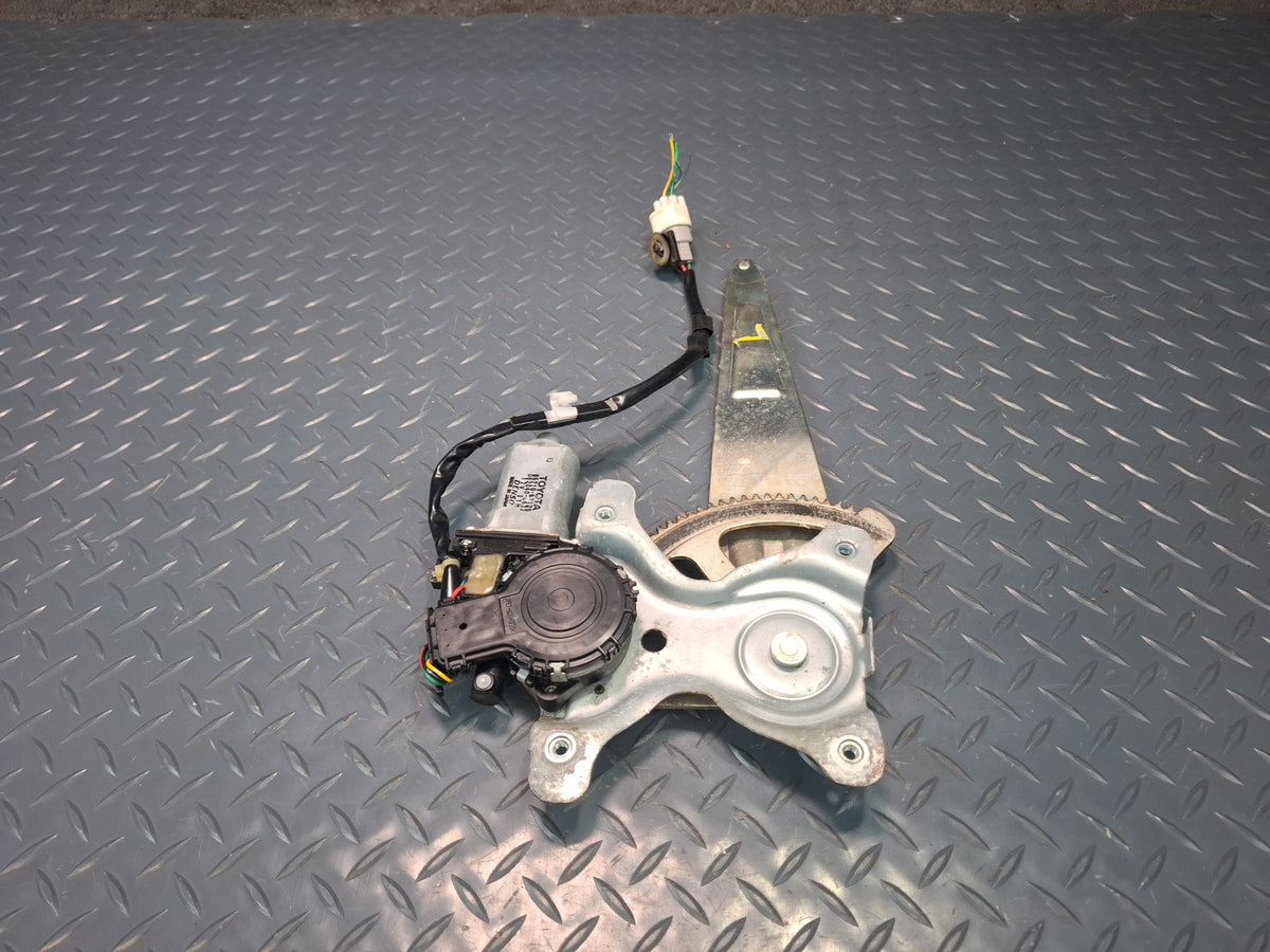 1998-2007 Lexus UZJ100L LX470 Rear Left Door Window Regulator W/ Motor