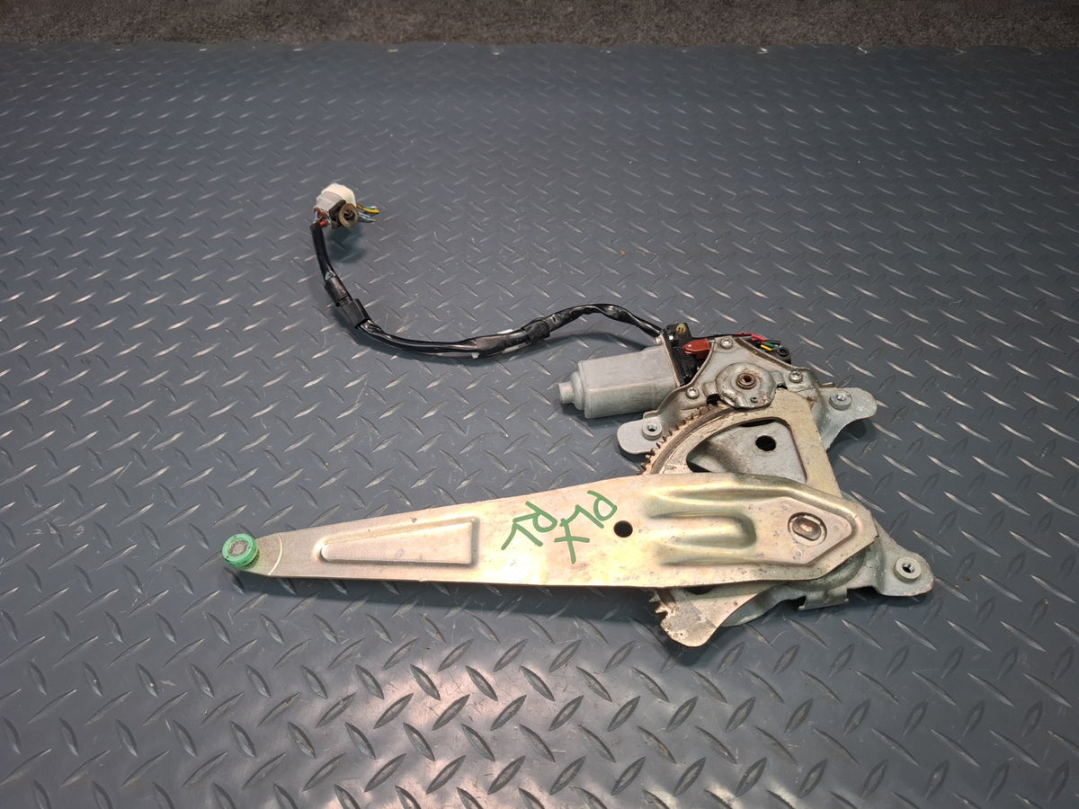 1998-2007 Lexus UZJ100L LX470 Rear Left Door Window Regulator W/ Motor