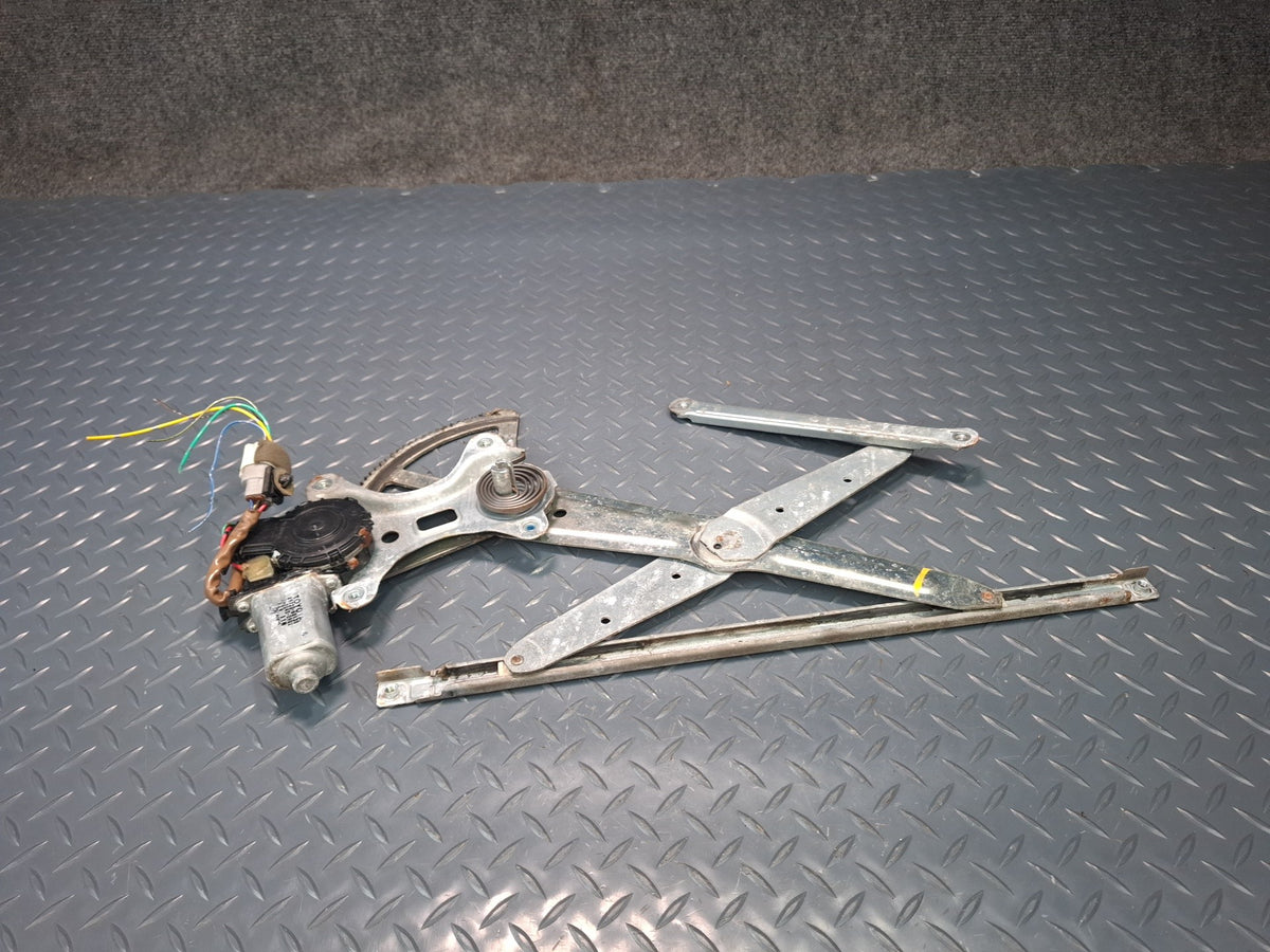 1998-2007 Lexus UZJ100L LX470 Front Left Door Window Regulator W/ Motor