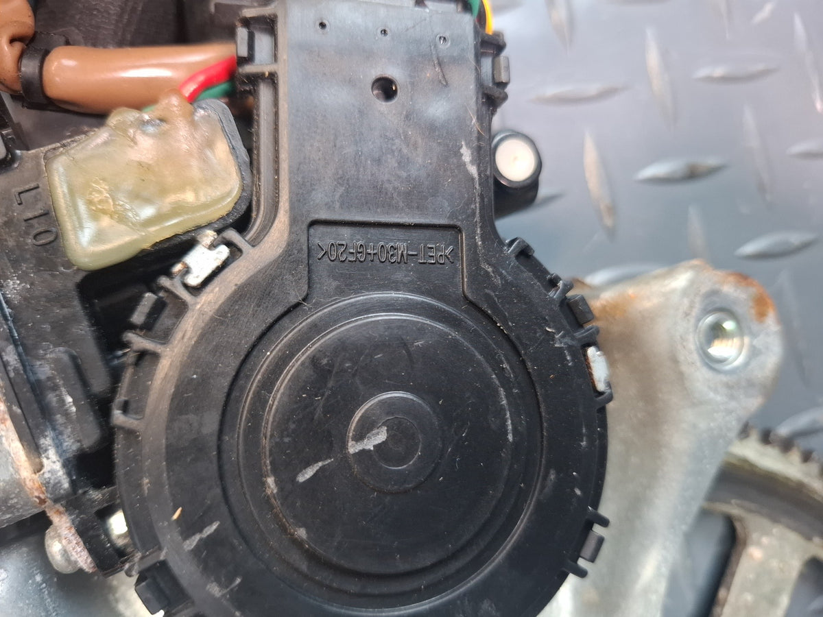 1998-2007 Lexus UZJ100L LX470 Front Left Door Window Regulator W/ Motor
