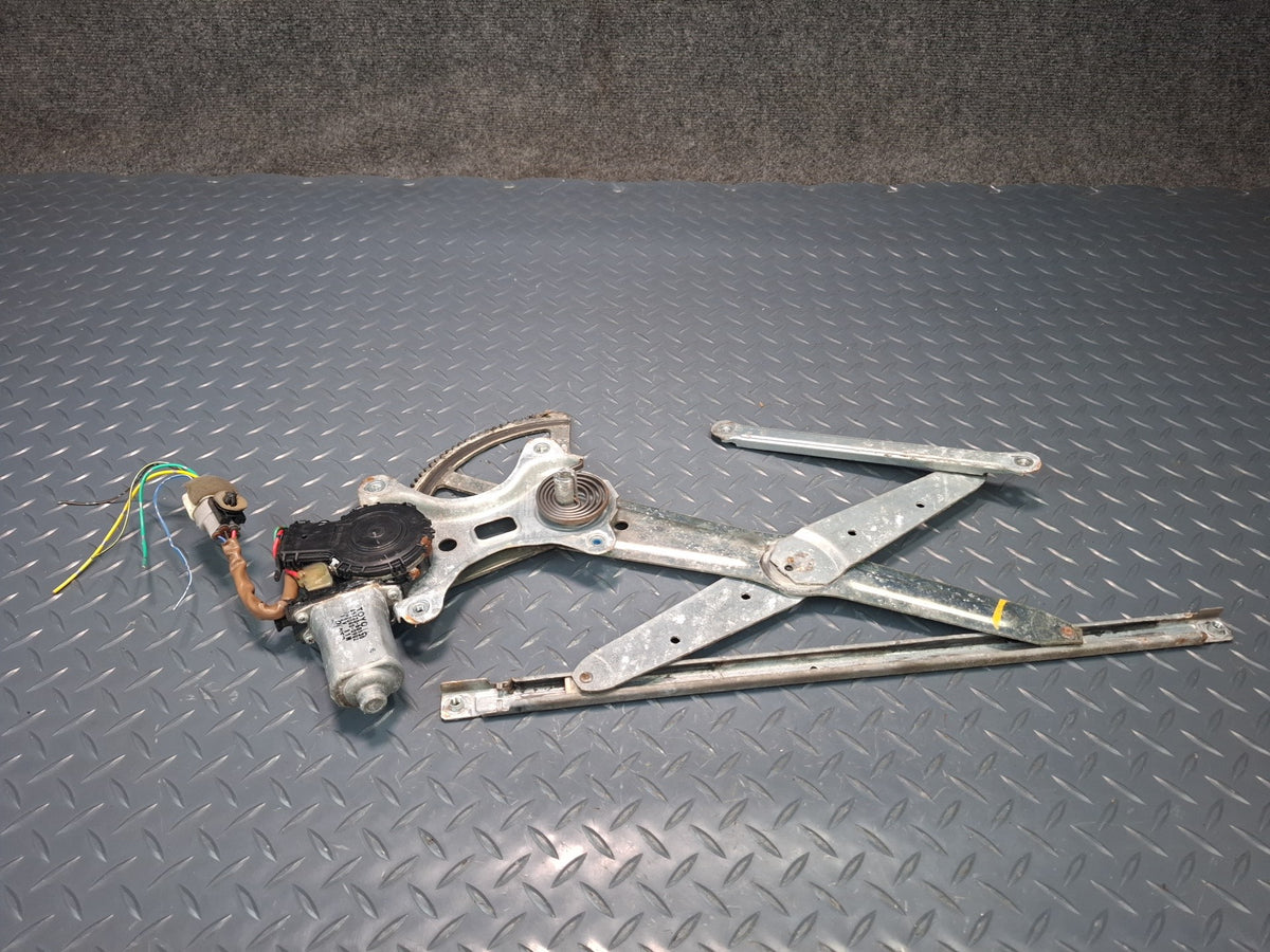 1998-2007 Lexus UZJ100L LX470 Front Left Door Window Regulator W/ Motor