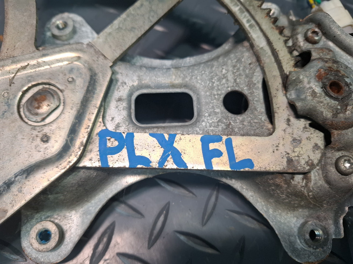 1998-2007 Lexus UZJ100L LX470 Front Left Door Window Regulator W/ Motor