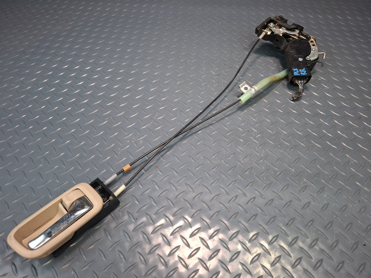 2003-2007 Lexus UZJ100L LX470 Rear Right Side Door Lock Latch Actuator W/ Handle