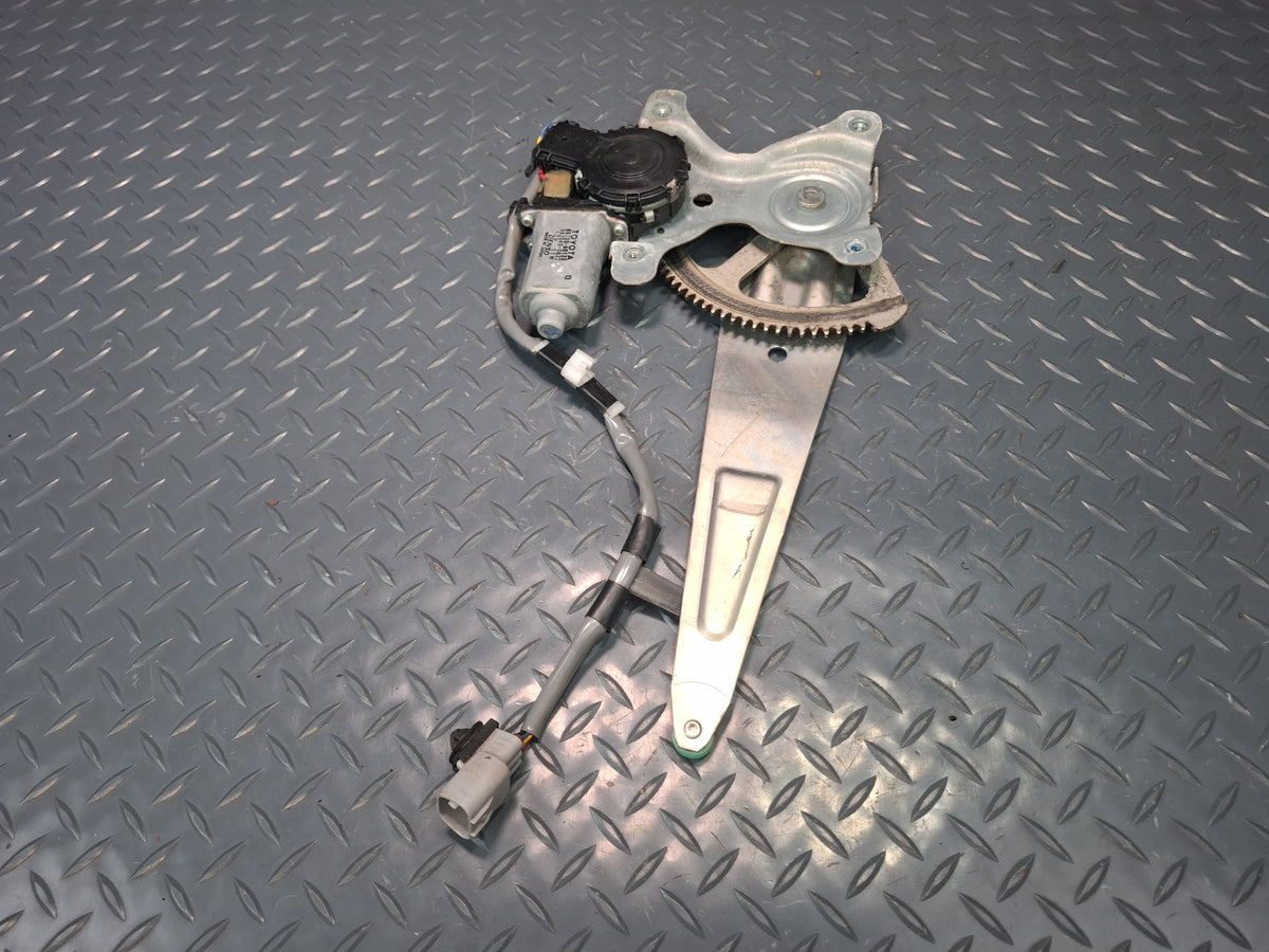 1998-2007 Lexus UZJ100L LX470 Rear Right Door Window Regulator W/ Motor