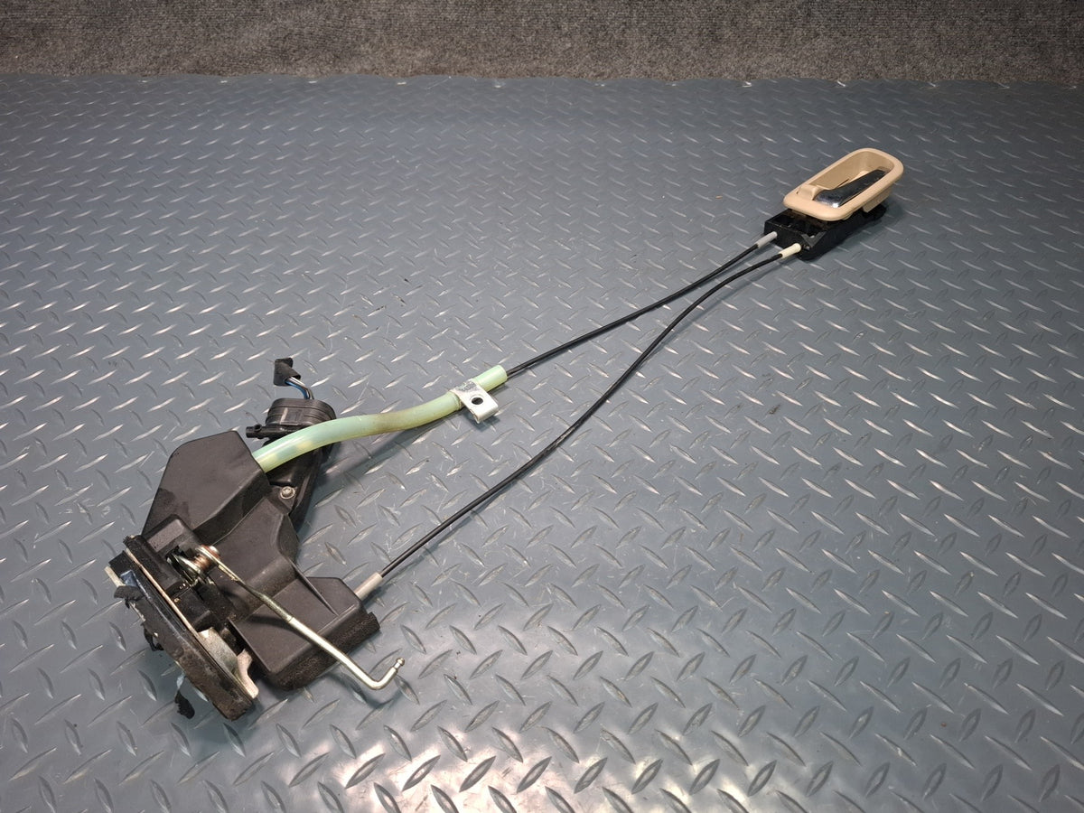 2003-2007 Lexus UZJ100L LX470 Rear Left Side Door Lock Latch Actuator W/ Handle