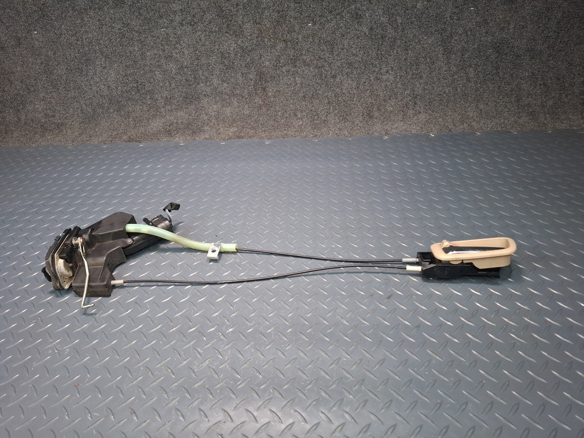 2003-2007 Lexus UZJ100L LX470 Rear Left Side Door Lock Latch Actuator W/ Handle