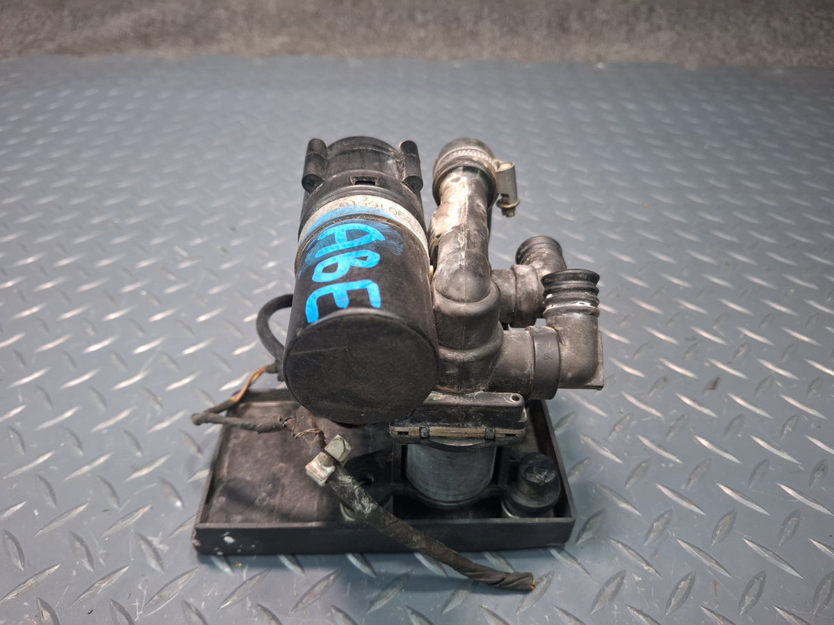 1994-1997 BMW E31 840Ci Heater Control Water Valve Pump