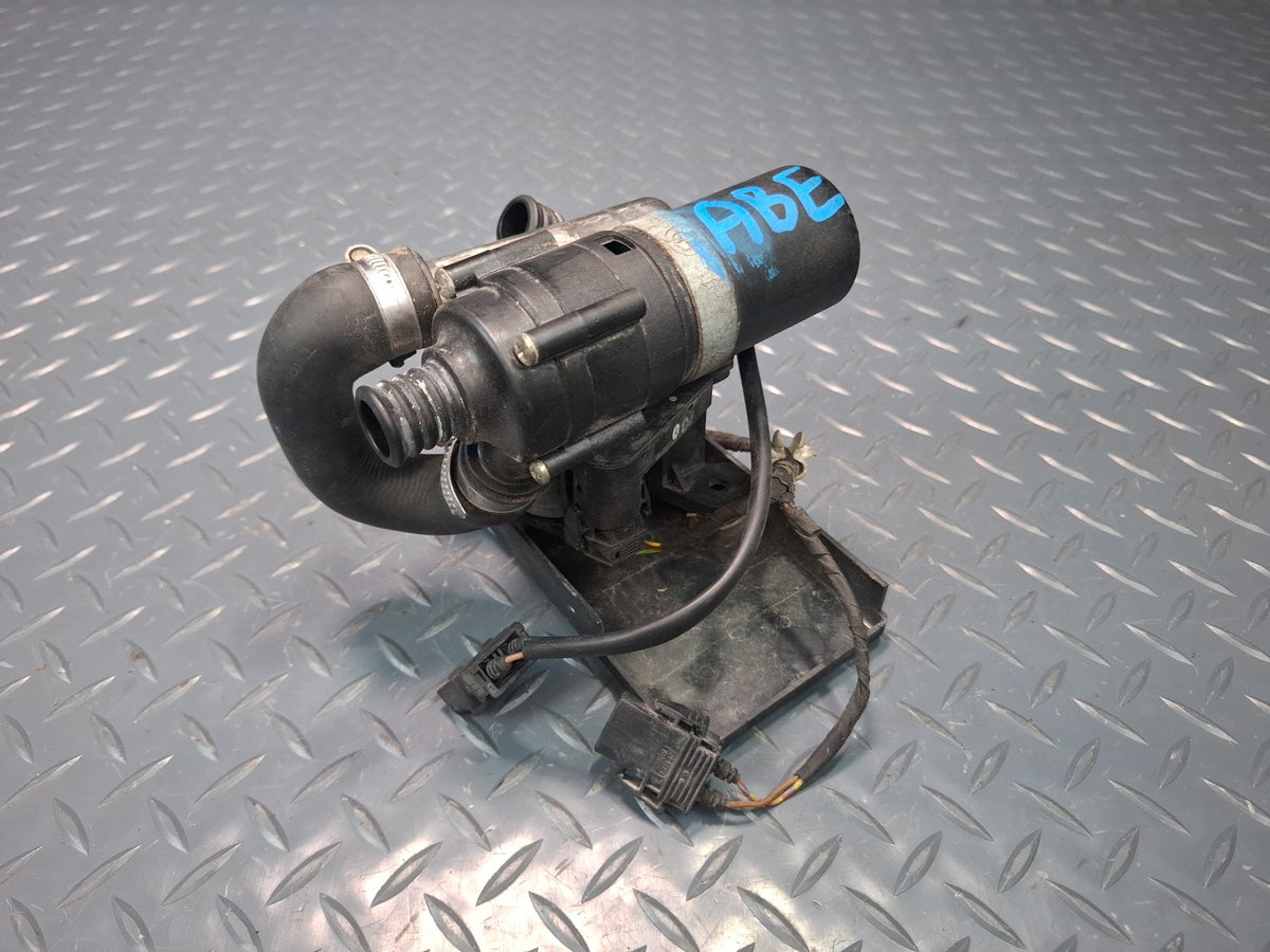 1994-1997 BMW E31 840Ci Heater Control Water Valve Pump
