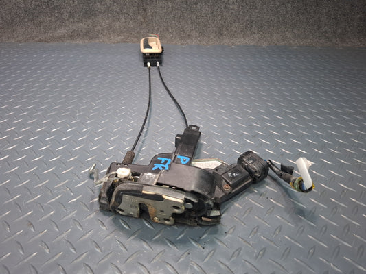 2003-2007 Lexus UZJ100L LX470 Front Right Side Door Lock Latch Actuator w Handle