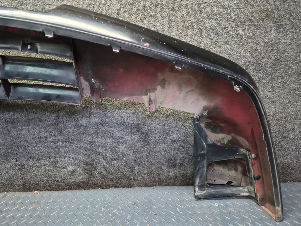1994-1997 BMW E31 840Ci Front Bumper Cover Lower LIP Lower Spoiler Damaged