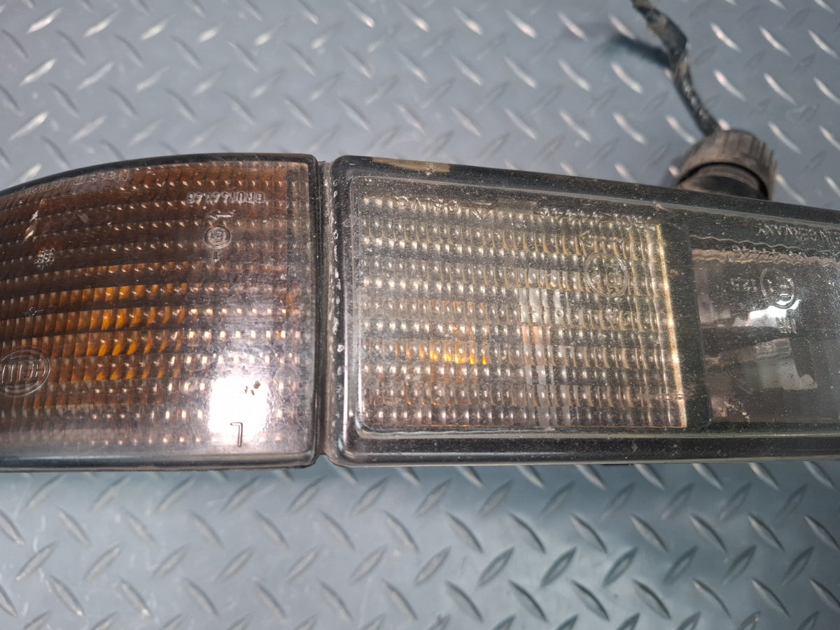 1994-1997 BMW E31 840Ci Front Left & Right Turn Signal Light Lamp Set Damaged